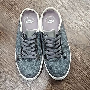 Dr Scholl’s backless slip on tennis shoes size 8M